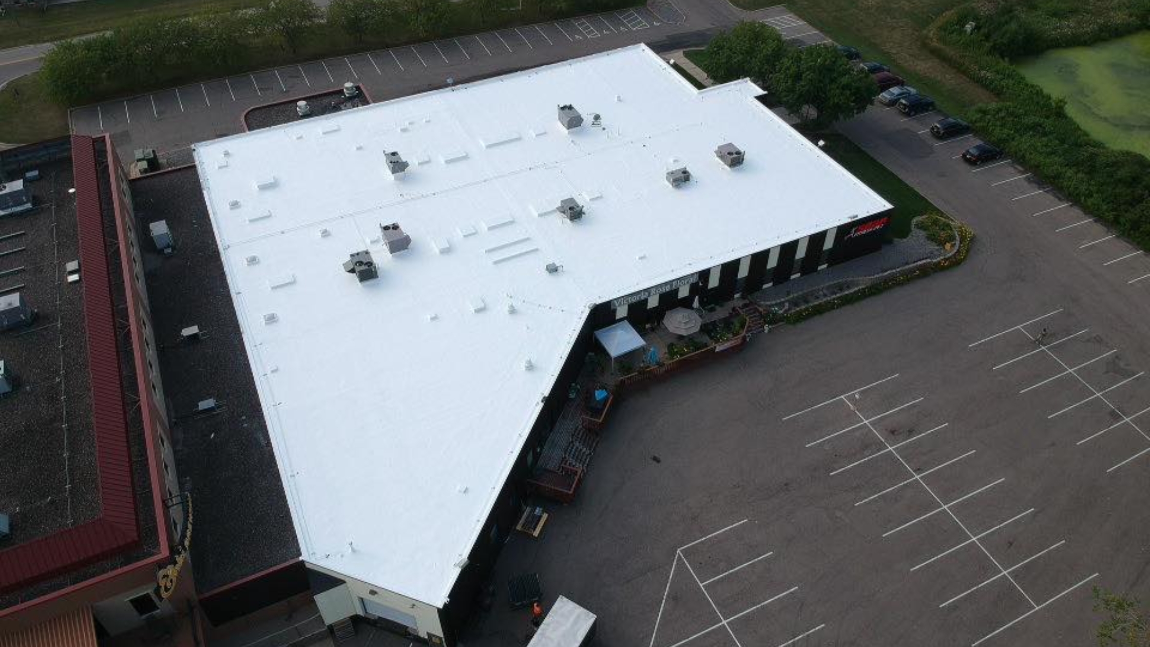seamless roofing materials